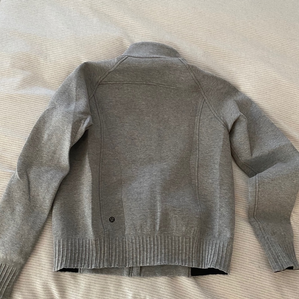 Lululemon jacket - Picture 3 of 4